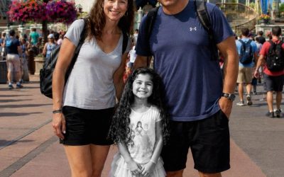 Mi hija de 5 años murió – Después de su funeral, encontré un pendrive y una nota de la enfermera que decía: “Tu esposo te miente. Mira el vídeo”