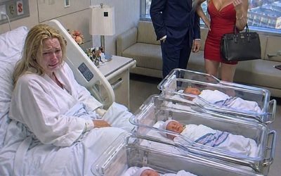 Después de dar a luz a nuestros trillizos, mi marido entró en mi habitación del hospital con su amante, que llevaba orgullosamente un bolso Birkin.